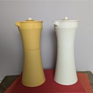 Tupperware Vintage oil and vinegar carafe set